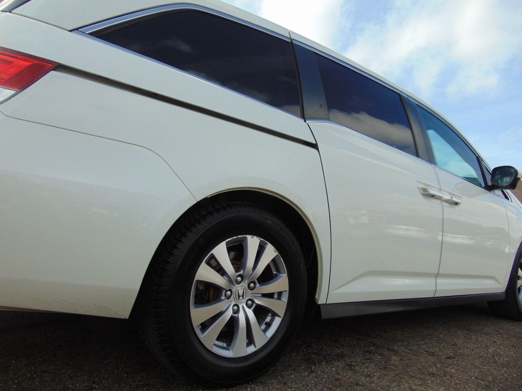 2015 Honda Odyssey Image 15