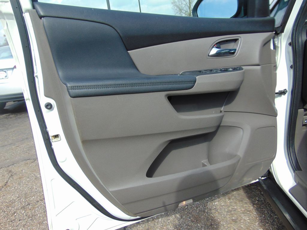 2015 Honda Odyssey Image 23
