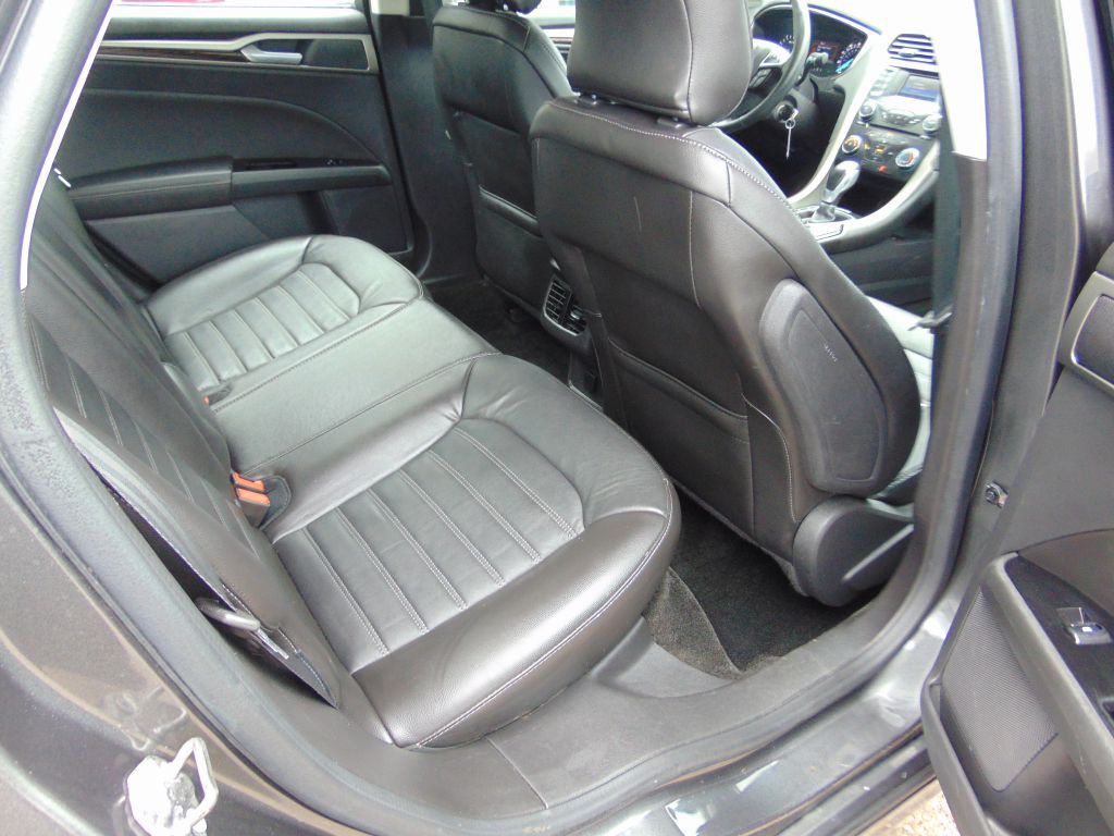 2015 Ford Fusion Image 4