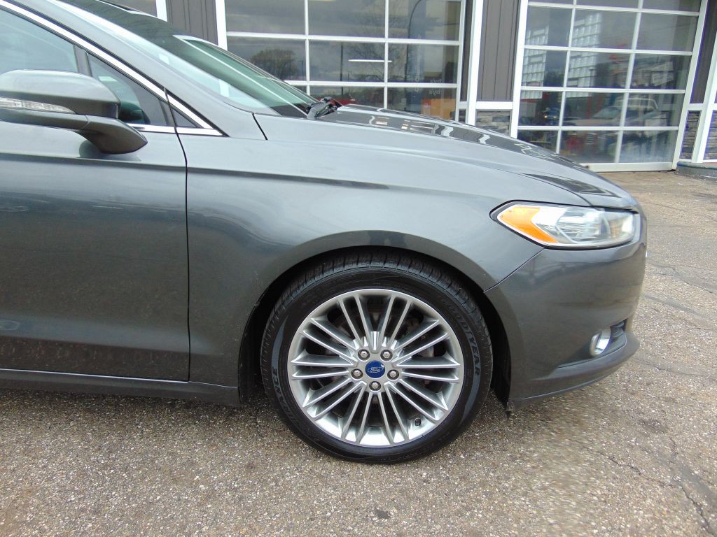 2015 Ford Fusion Image 11