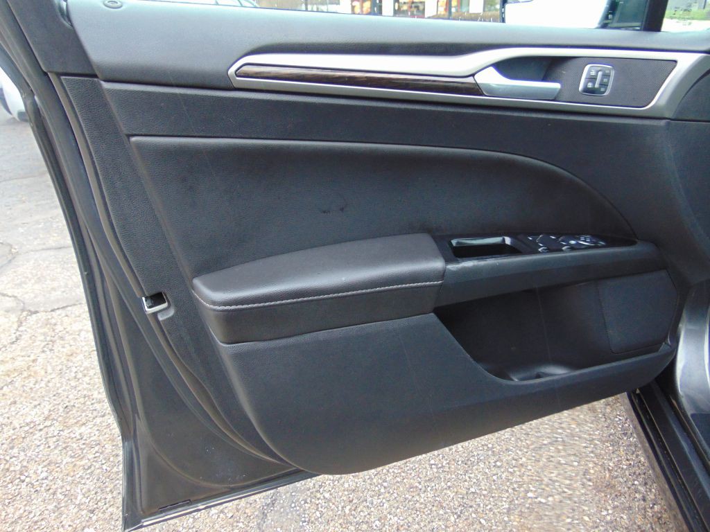 2015 Ford Fusion Image 21