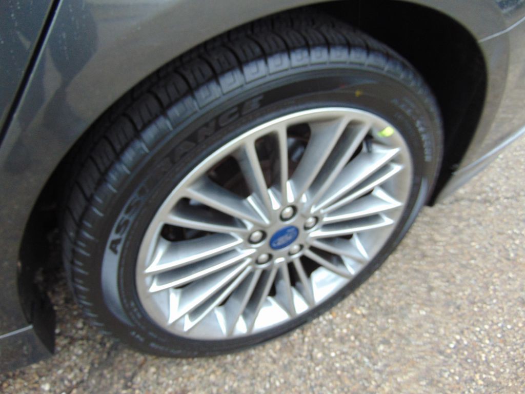 2015 Ford Fusion Image 26