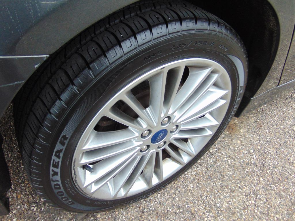 2015 Ford Fusion Image 27