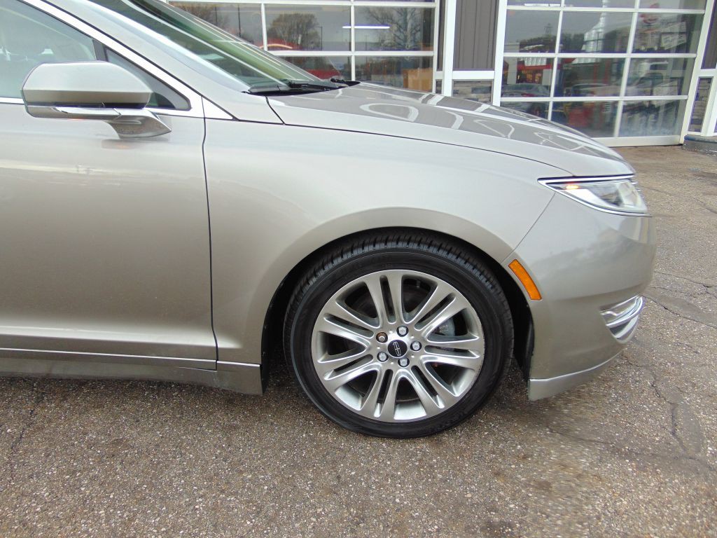 2015 Lincoln MKZ Image 11