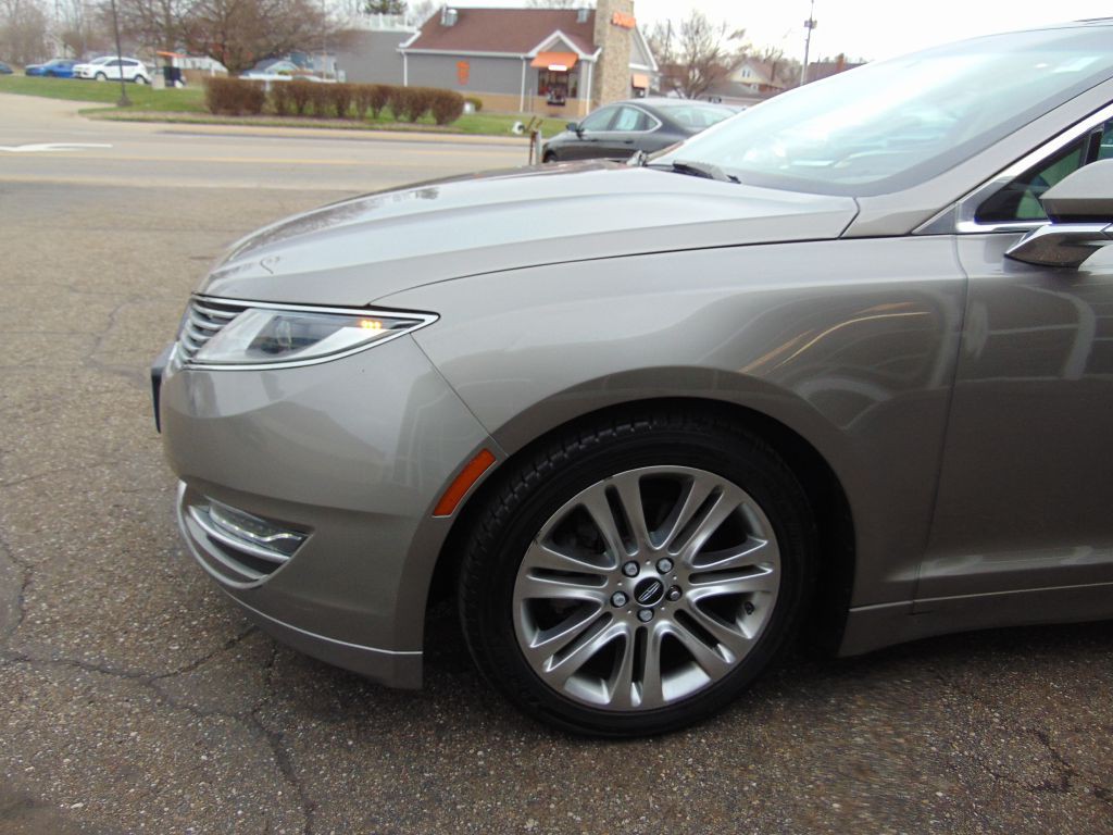 2015 Lincoln MKZ Image 12