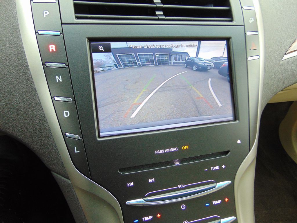 2015 Lincoln MKZ Image 21