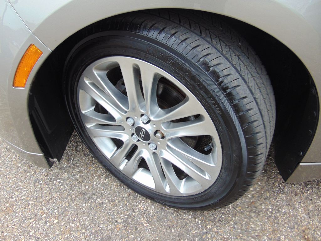 2015 Lincoln MKZ Image 26