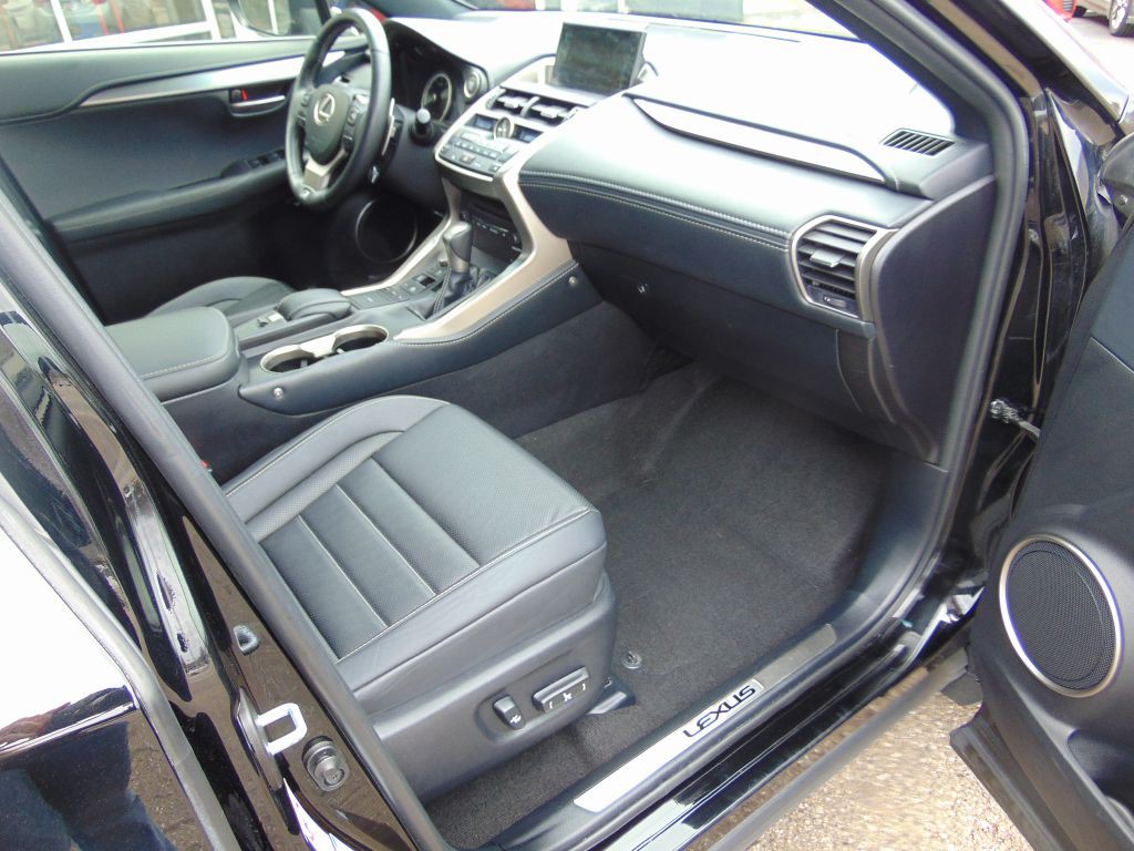 2015 Lexus NX Image 5