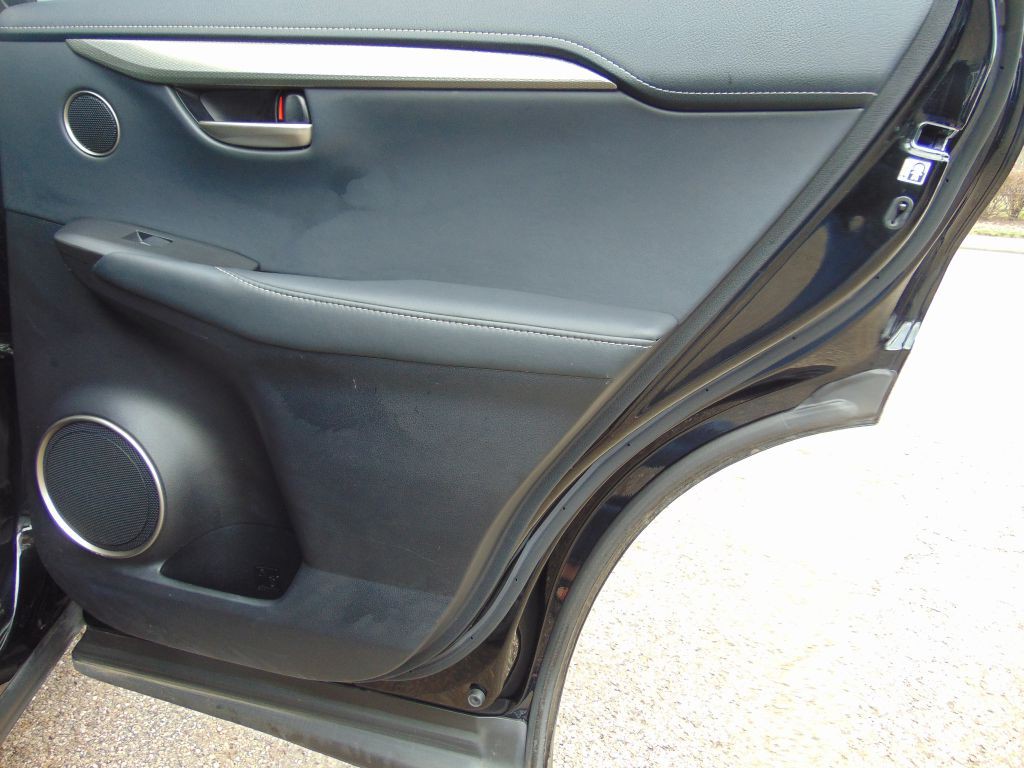 2015 Lexus NX Image 25