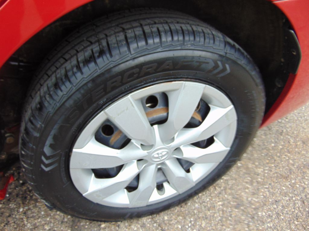 2015 Toyota Corolla Image 26