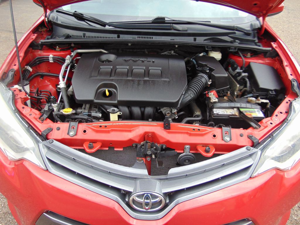 2015 Toyota Corolla Image 31