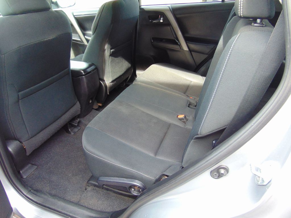 2018 Toyota Rav4 Image 3