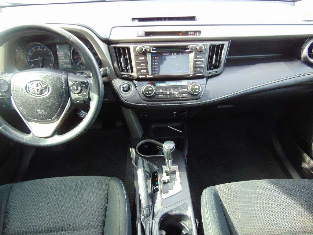 2018 Toyota Rav4 Image 17