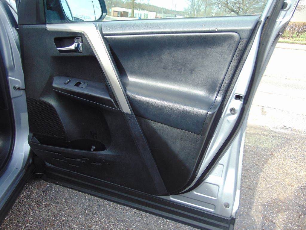 2018 Toyota Rav4 Image 26