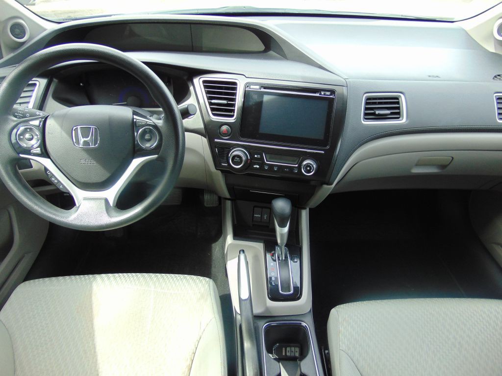 2015 Honda Civic Image 16
