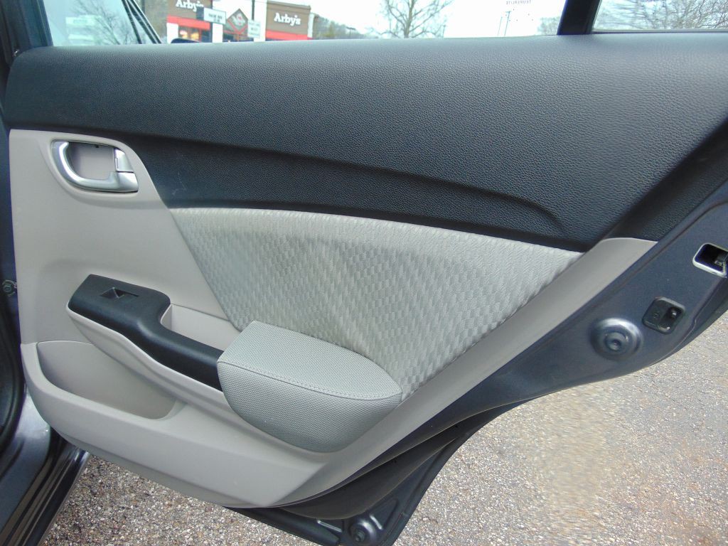 2015 Honda Civic Image 23