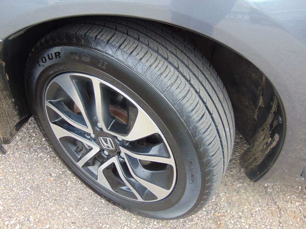 2015 Honda Civic Image 25