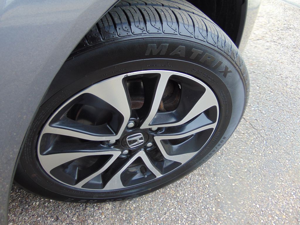 2015 Honda Civic Image 28