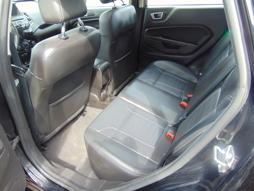 2017 Ford Fiesta Image 3