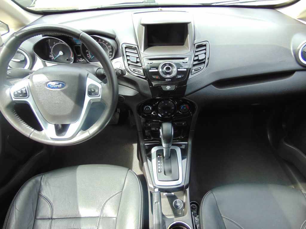 2017 Ford Fiesta Image 17