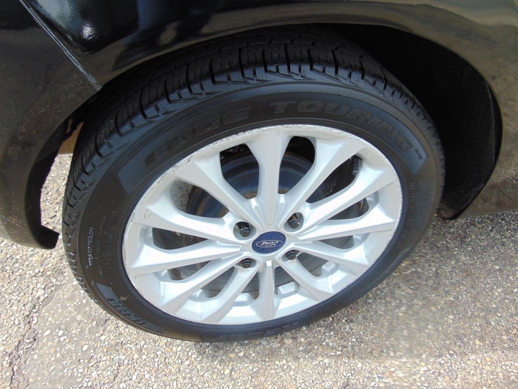 2017 Ford Fiesta Image 29