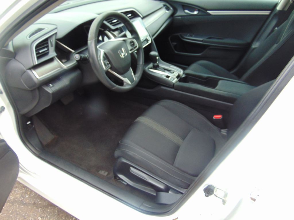 2017 Honda Civic Image 2