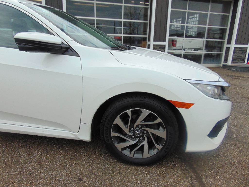 2017 Honda Civic Image 11