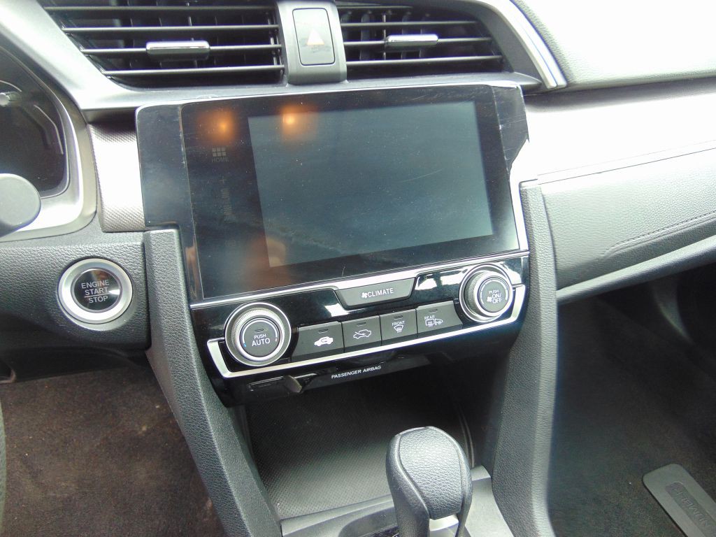 2017 Honda Civic Image 19