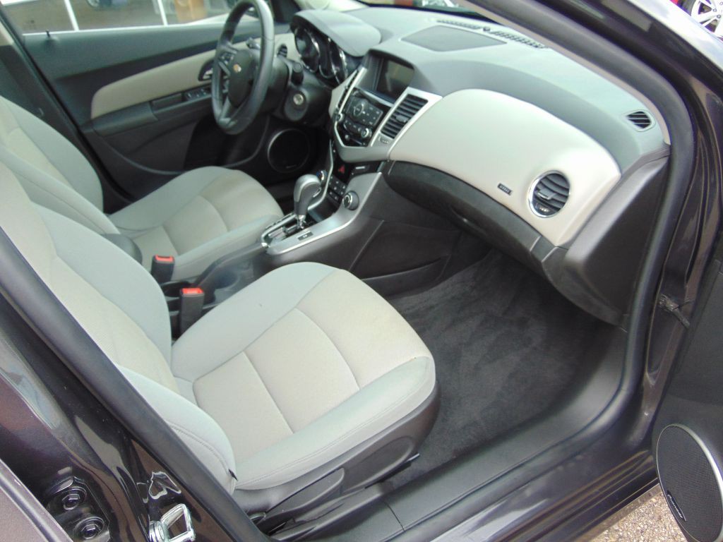 2016 Chevrolet Cruze Image 5