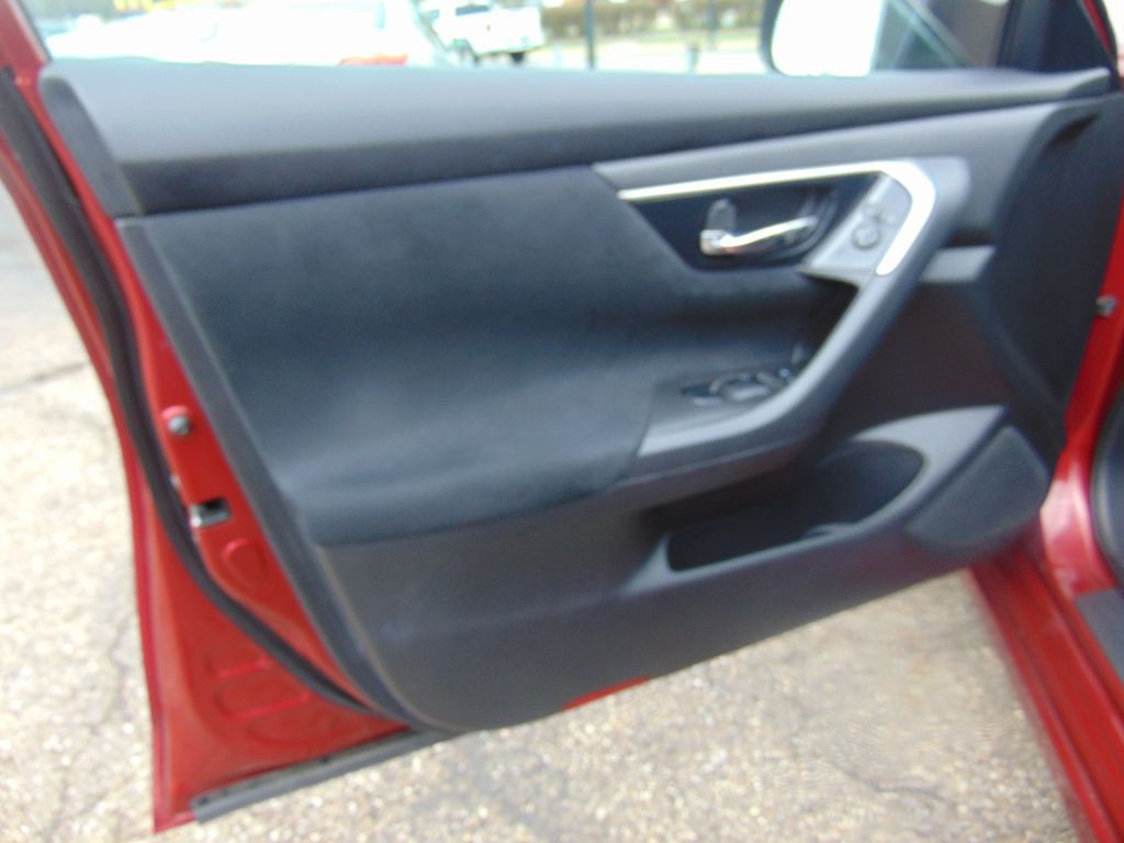 2014 Nissan Altima Image 20