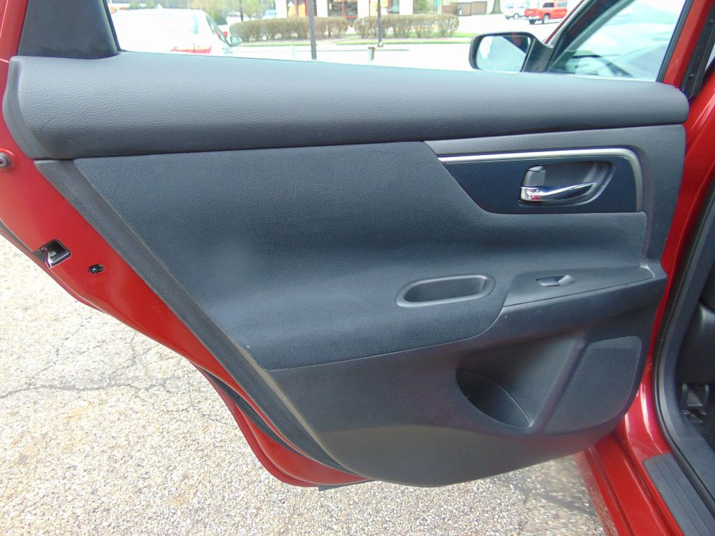 2014 Nissan Altima Image 21