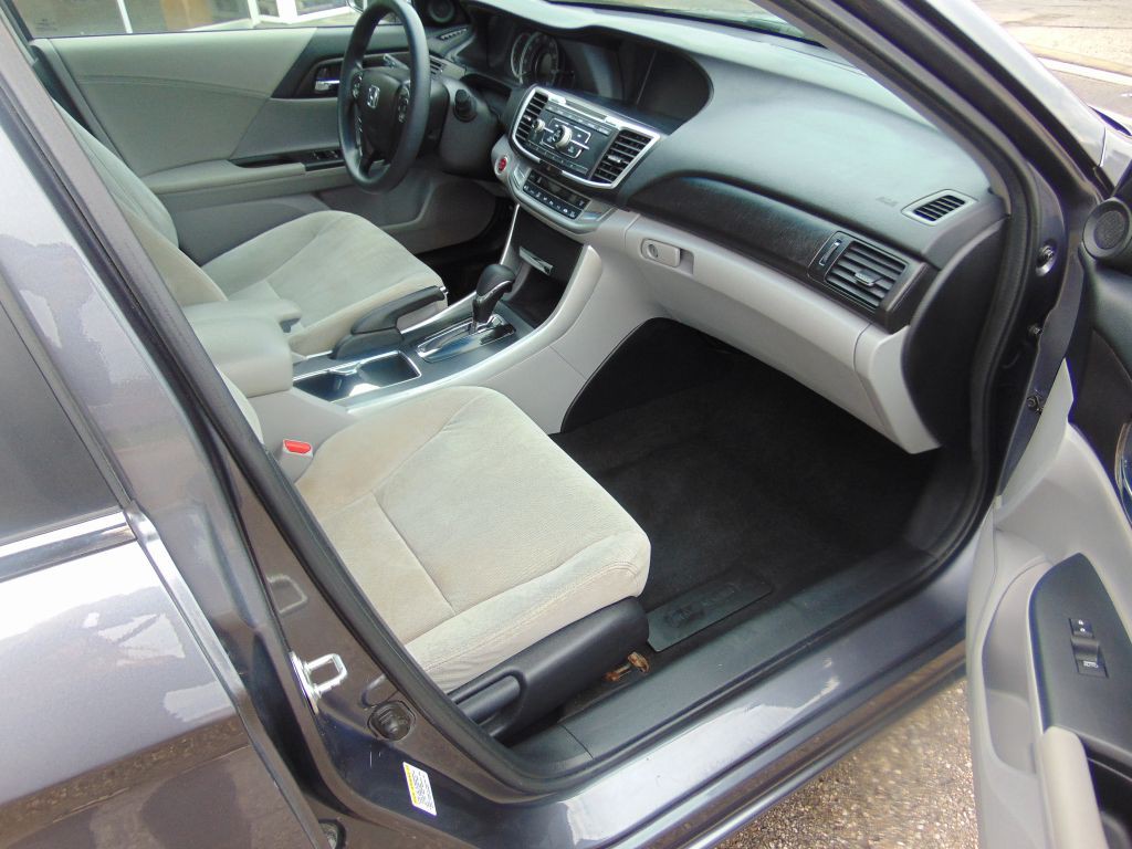 2013 Honda Accord Image 5