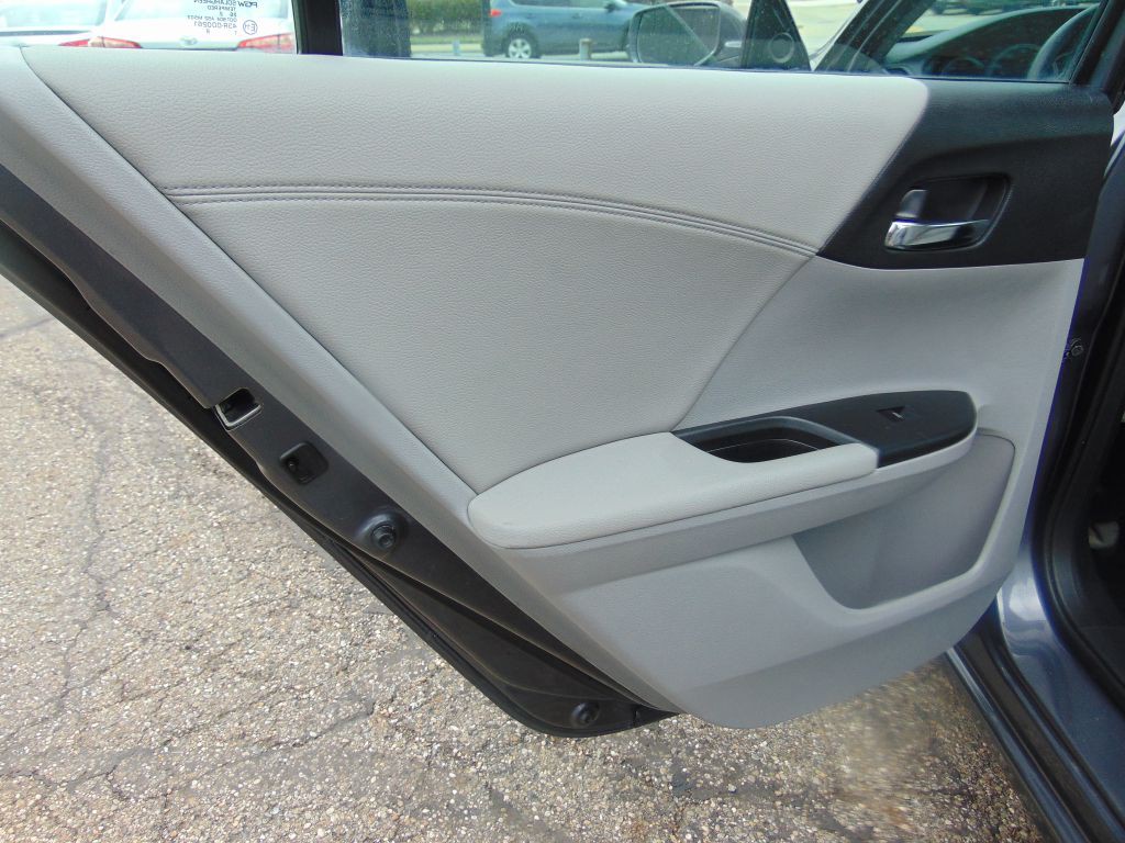 2013 Honda Accord Image 22