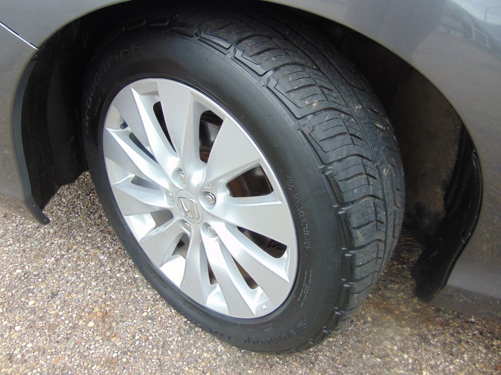 2013 Honda Accord Image 25
