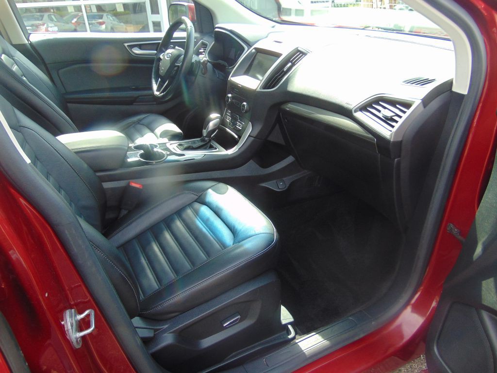 2016 Ford Edge Image 5