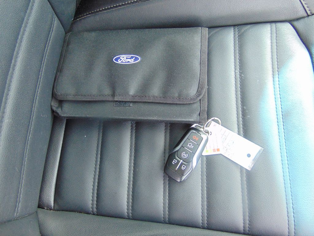 2016 Ford Edge Image 10