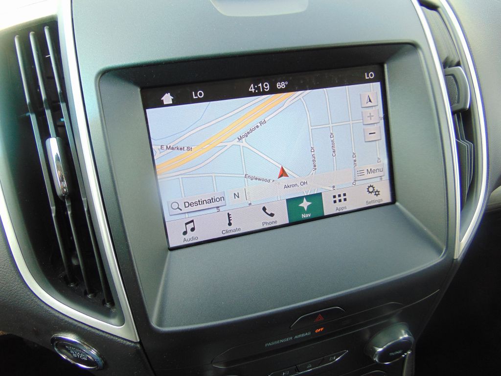 2016 Ford Edge Image 21