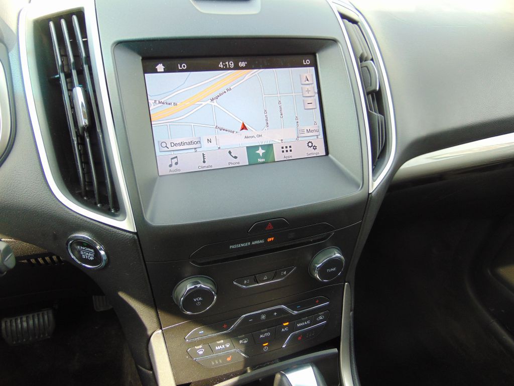 2016 Ford Edge Image 22