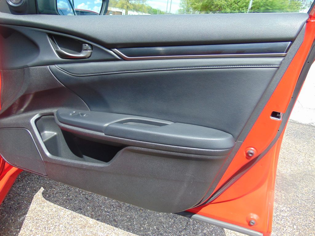 2020 Honda Civic Image 23
