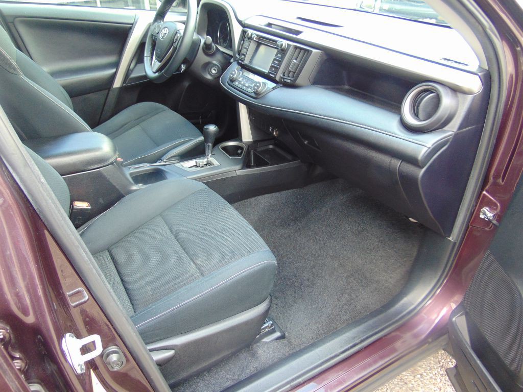 2016 Toyota Rav4 Image 5
