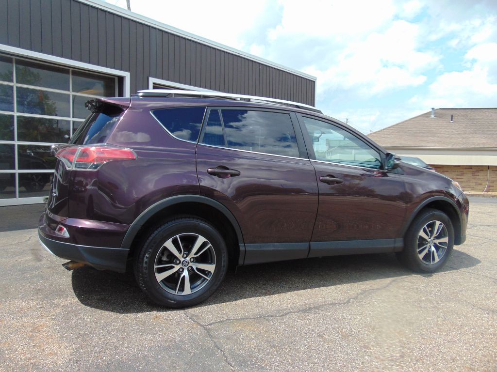 2016 Toyota Rav4 Image 9