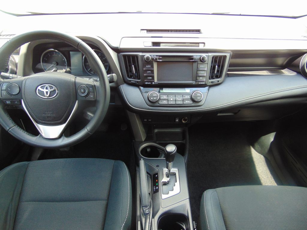 2016 Toyota Rav4 Image 16