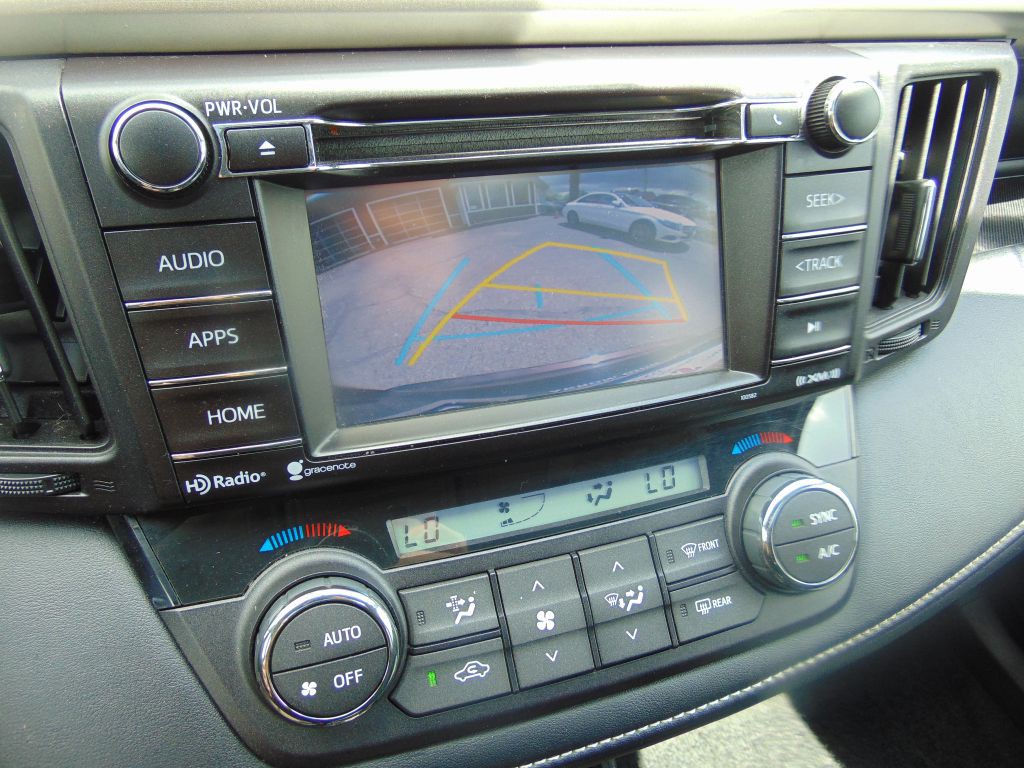 2016 Toyota Rav4 Image 18