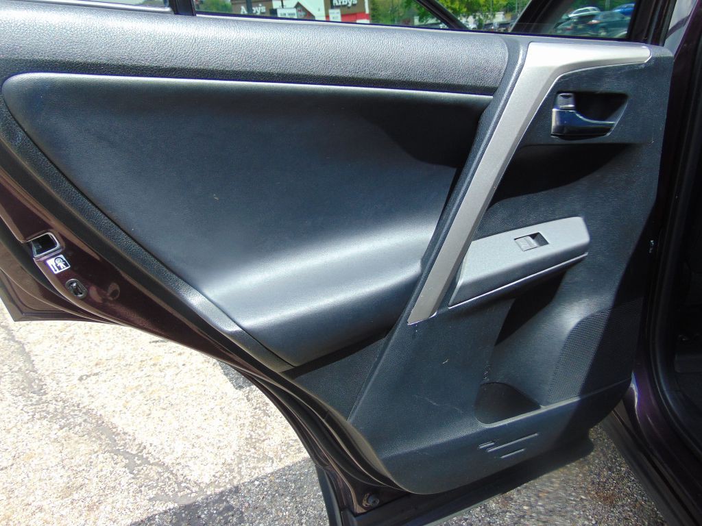 2016 Toyota Rav4 Image 20