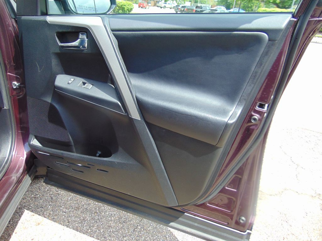 2016 Toyota Rav4 Image 22