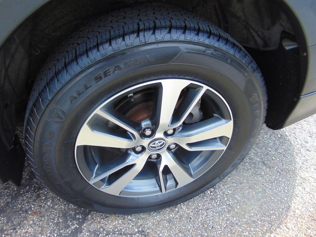 2016 Toyota Rav4 Image 24