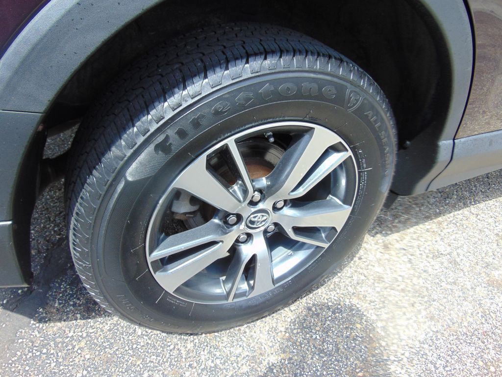 2016 Toyota Rav4 Image 25