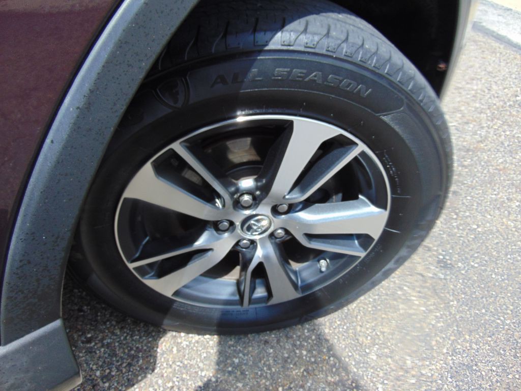 2016 Toyota Rav4 Image 26