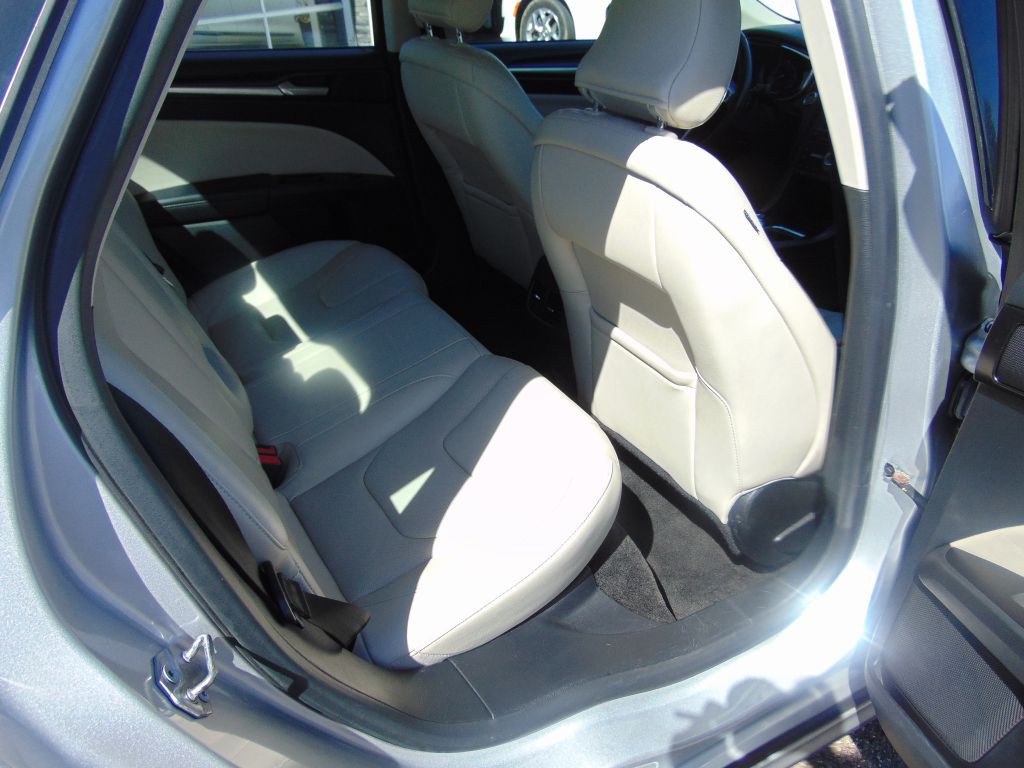 2018 Ford Fusion Image 4