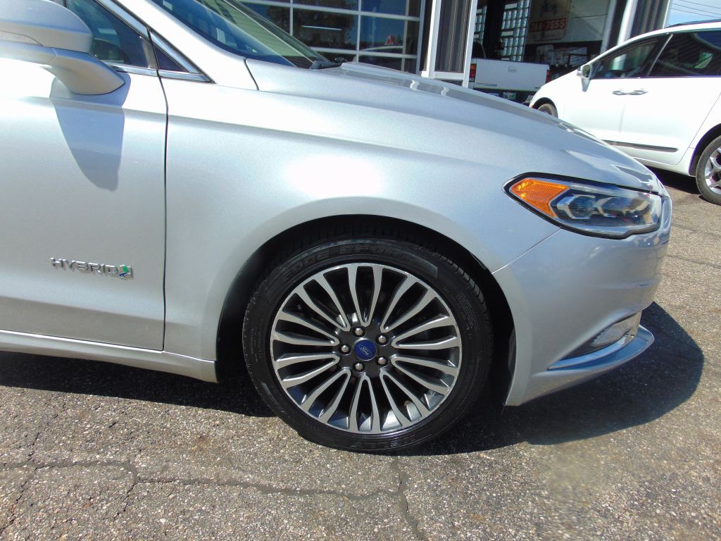 2018 Ford Fusion Image 11